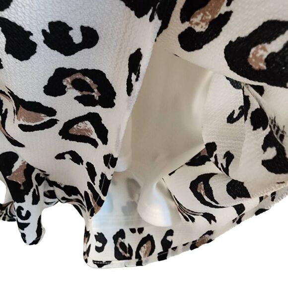 NWT Fourteen & 9th Medium Leopard Print Halter Romper - Picture 6 of 8